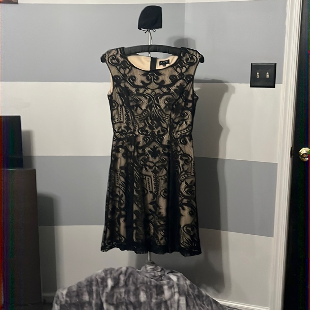 AUW size 8 dress